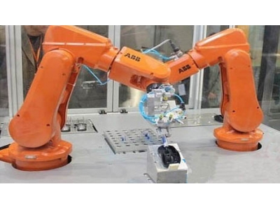 工業(yè)機(jī)器人焊接實(shí)訓(xùn)工作站