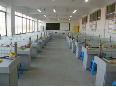 會(huì)計(jì)模擬實(shí)訓(xùn)室設(shè)備